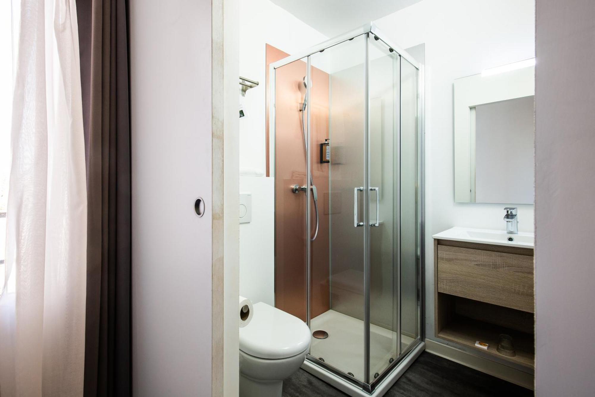 Hostel Pb - Perpignan Gare Eksteriør billede